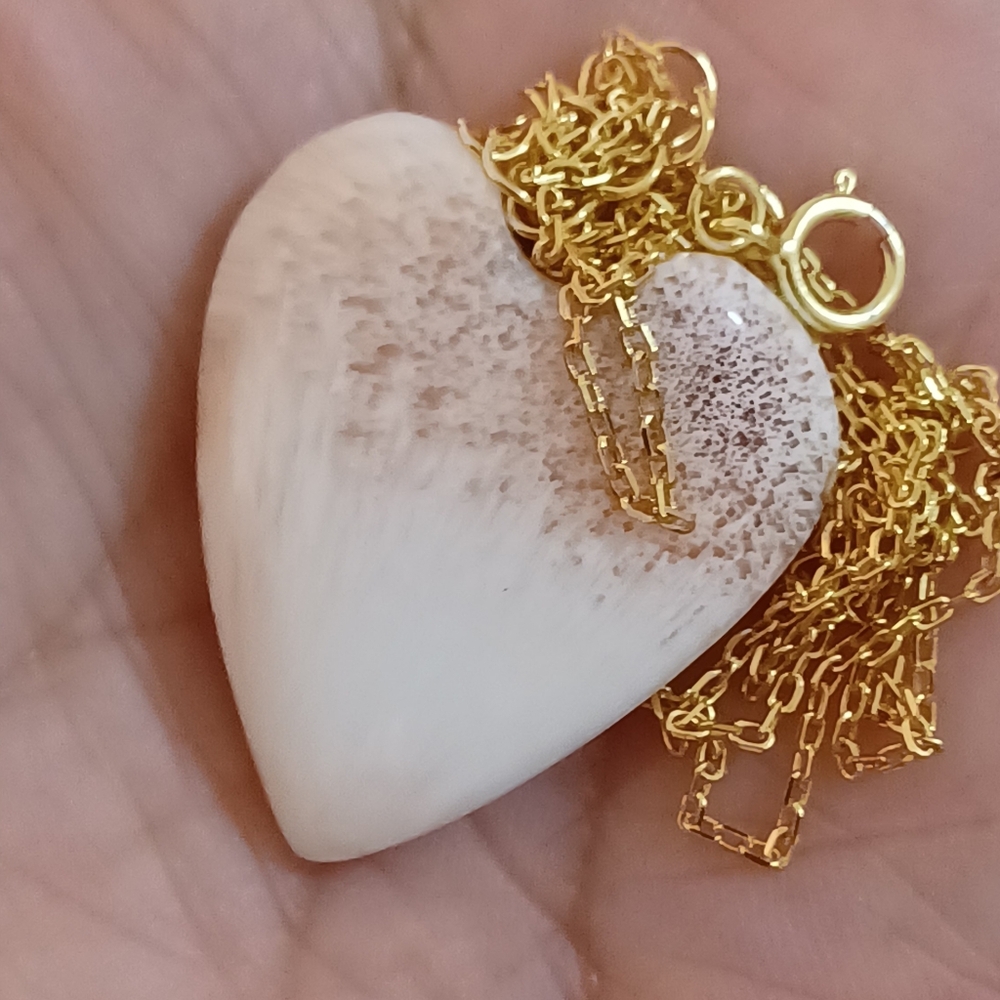 18K Rare Pink Scolecite 100% Natural Stone Heart Pendant